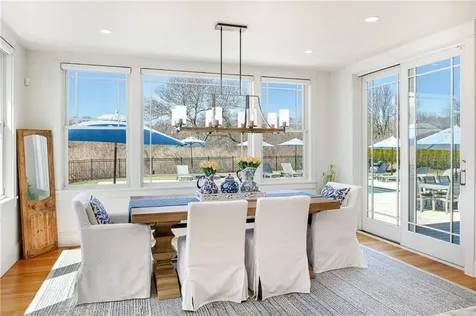 1048 Ocean Road Narragansett RI 02882