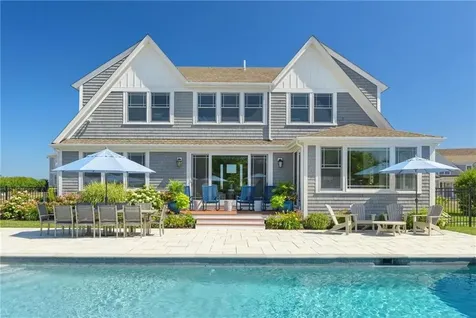 1048 Ocean Road Narragansett RI 02882
