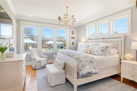1048 Ocean Road Narragansett RI 02882