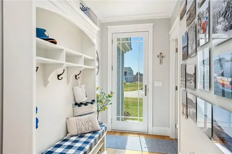 1048 Ocean Road Narragansett RI 02882