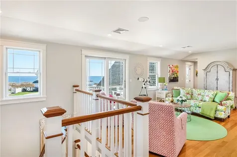 1048 Ocean Road Narragansett RI 02882