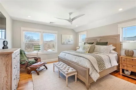 1048 Ocean Road Narragansett RI 02882