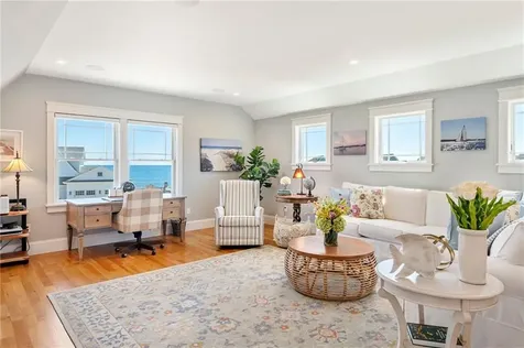 1048 Ocean Road Narragansett RI 02882