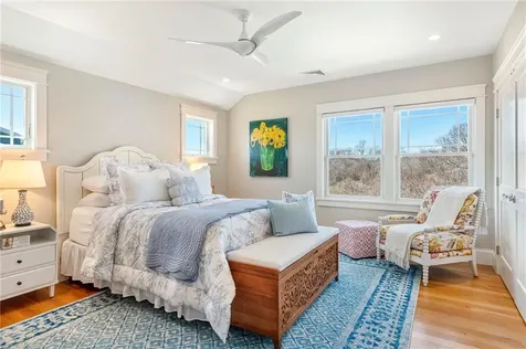 1048 Ocean Road Narragansett RI 02882
