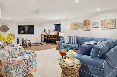 1048 Ocean Road Narragansett RI 02882