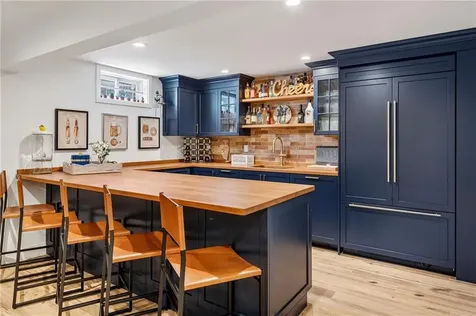 1048 Ocean Road Narragansett RI 02882