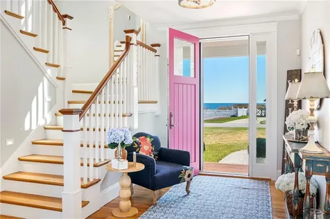 1048 Ocean Road Narragansett RI 02882
