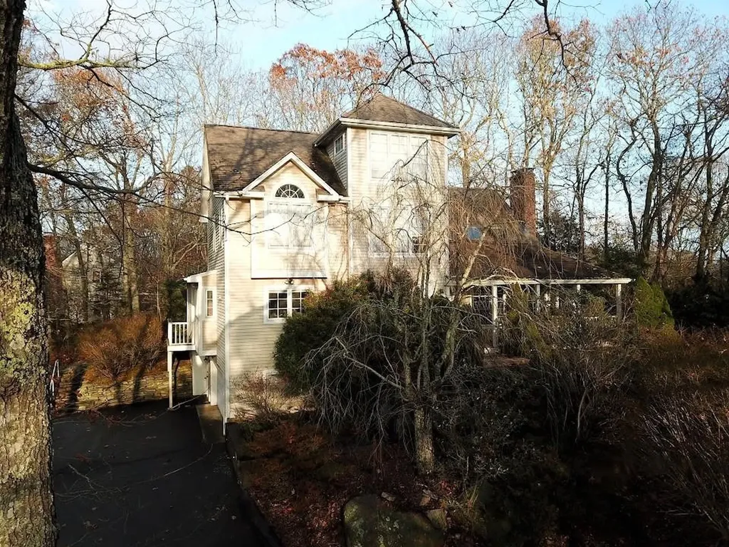 44 Rock Ridge Road Westerly RI 02891