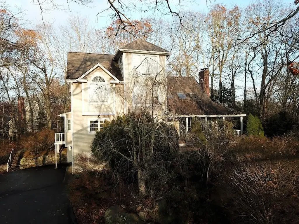 44 Rock Ridge Road Westerly RI 02891
