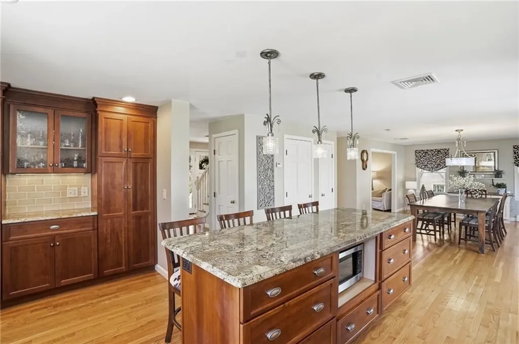 14 High Street Barrington RI 02806