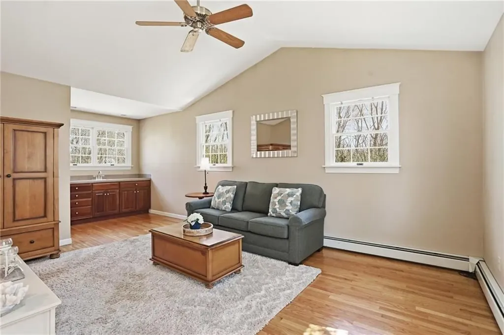 14 High Street Barrington RI 02806