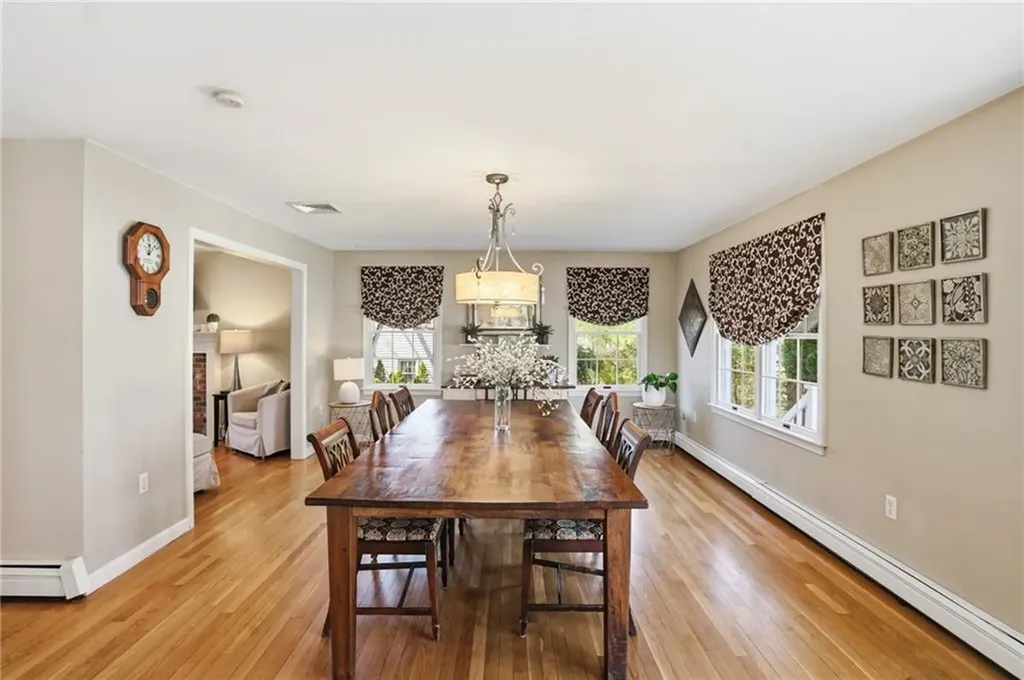 14 High Street Barrington RI 02806