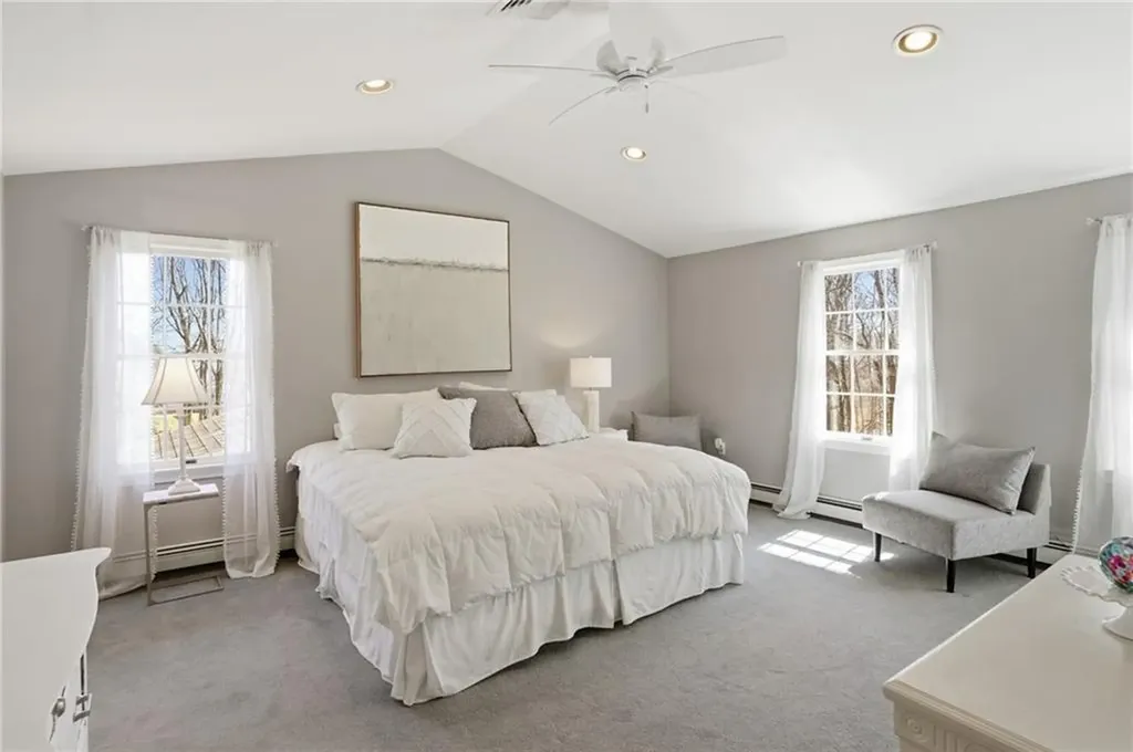 14 High Street Barrington RI 02806