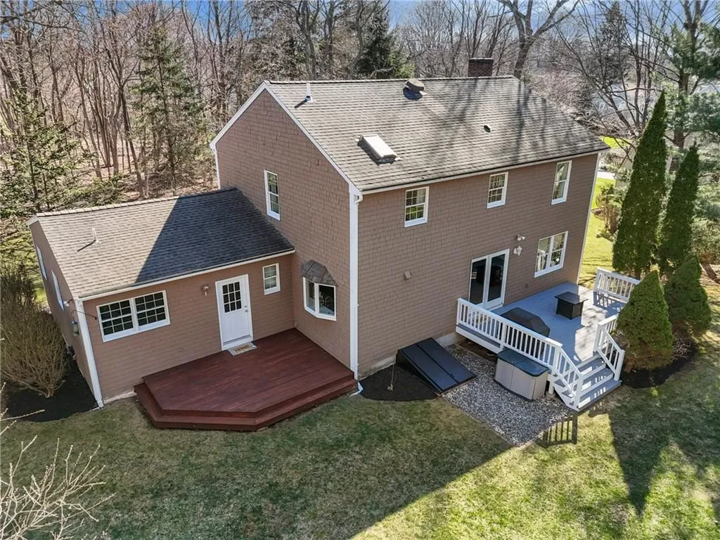 14 High Street Barrington RI 02806