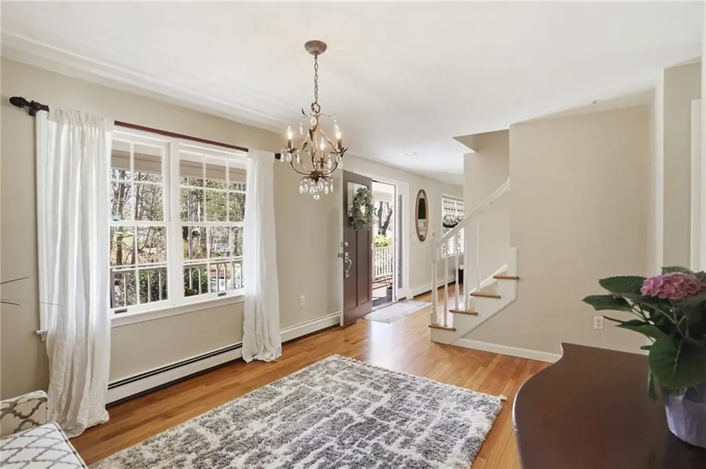 14 High Street Barrington RI 02806