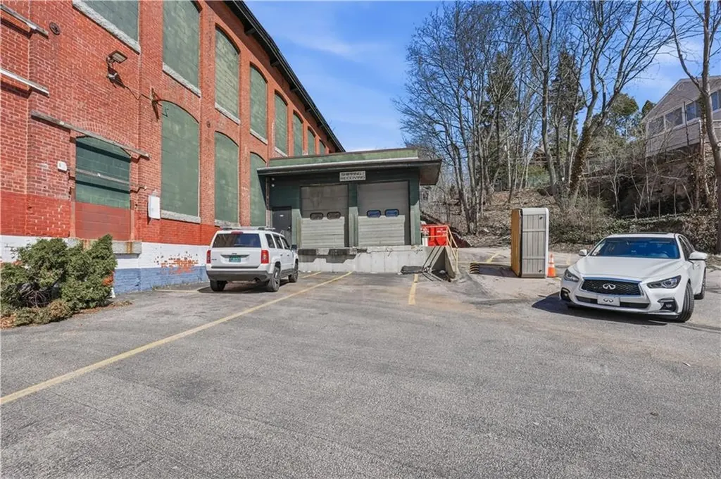 770 Main Street West Warwick RI 02893
