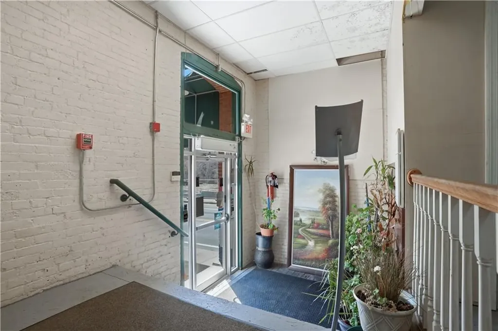 770 Main Street West Warwick RI 02893