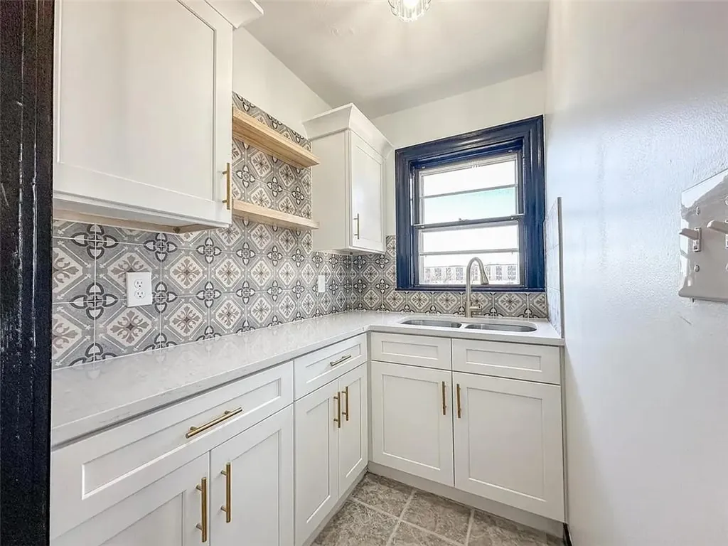 48 Waltham Street Pawtucket RI 02860