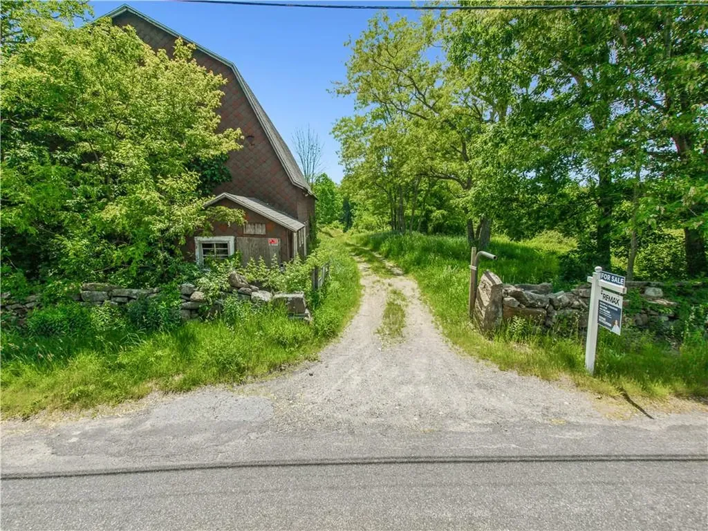 0 Carrs Trail Coventry RI 02827