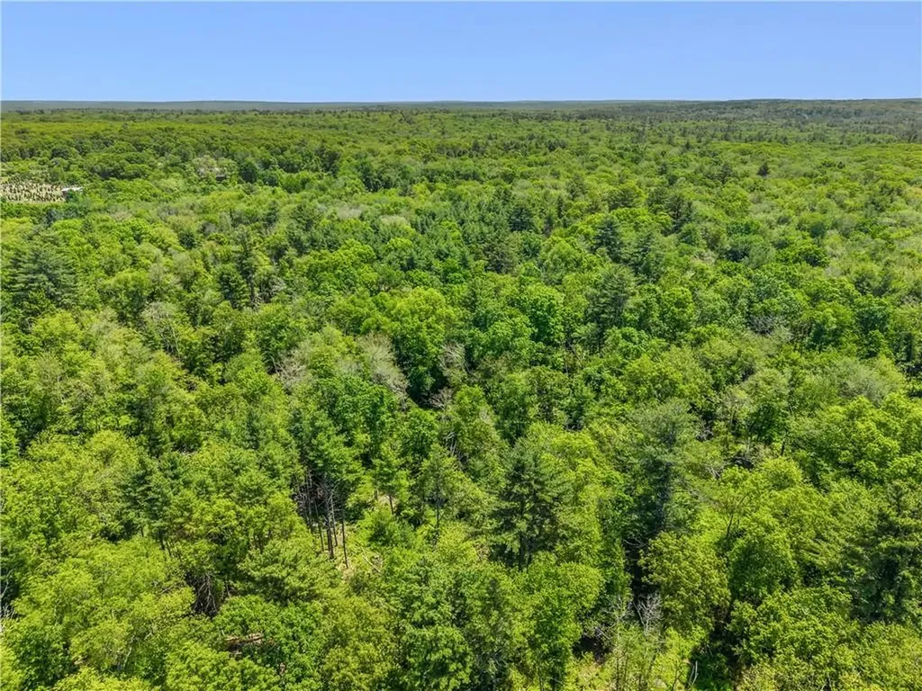 0 Carrs Trail Coventry RI 02827