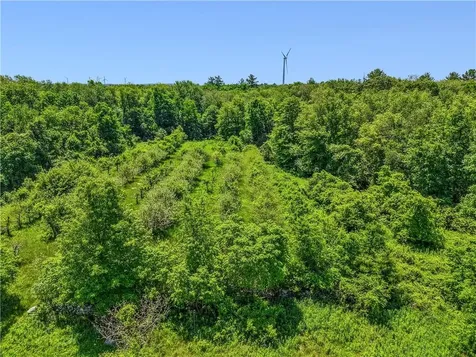 0 Carrs Trail Coventry RI 02827