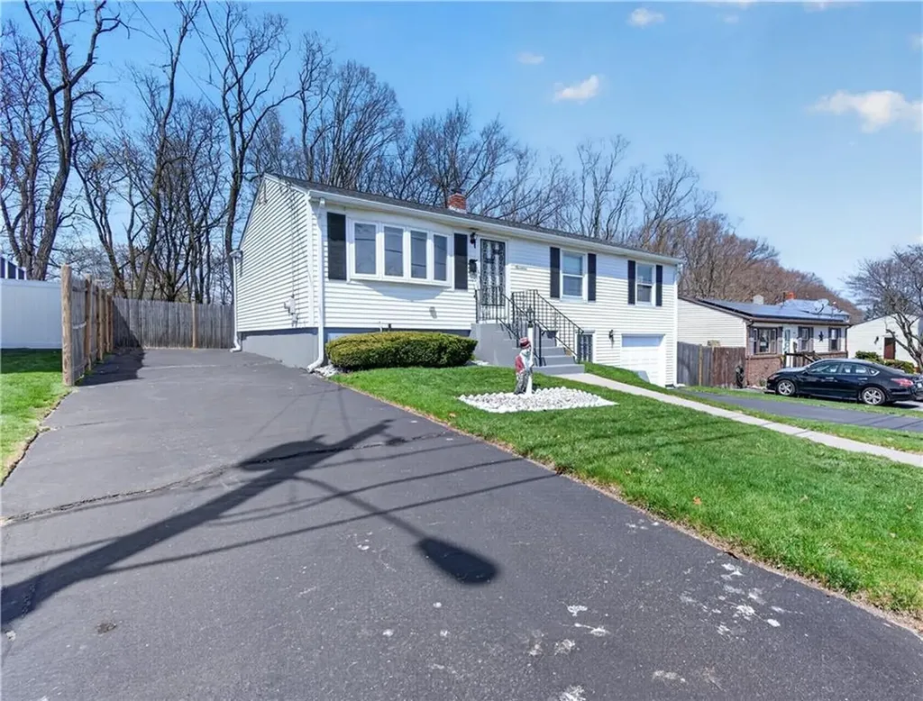 17 Crawford Street Cranston RI 02910