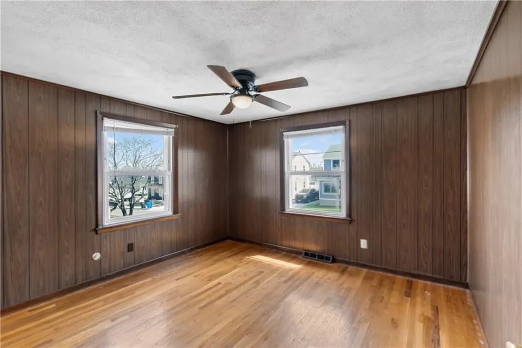 17 Crawford Street Cranston RI 02910