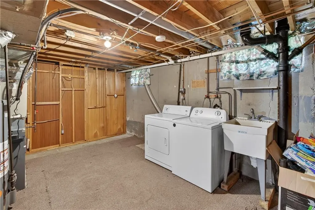 17 Crawford Street Cranston RI 02910