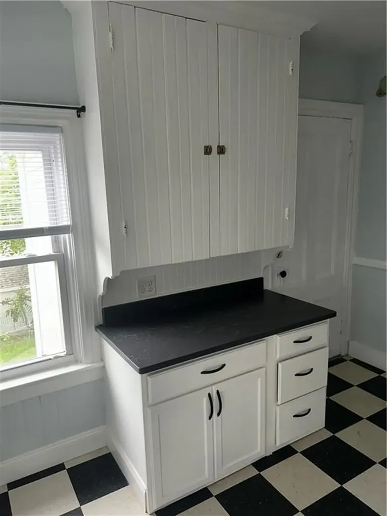 179 Ivy Street Providence RI 02906