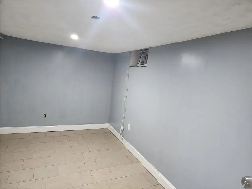 20 Vanderwater Street Providence RI 02908
