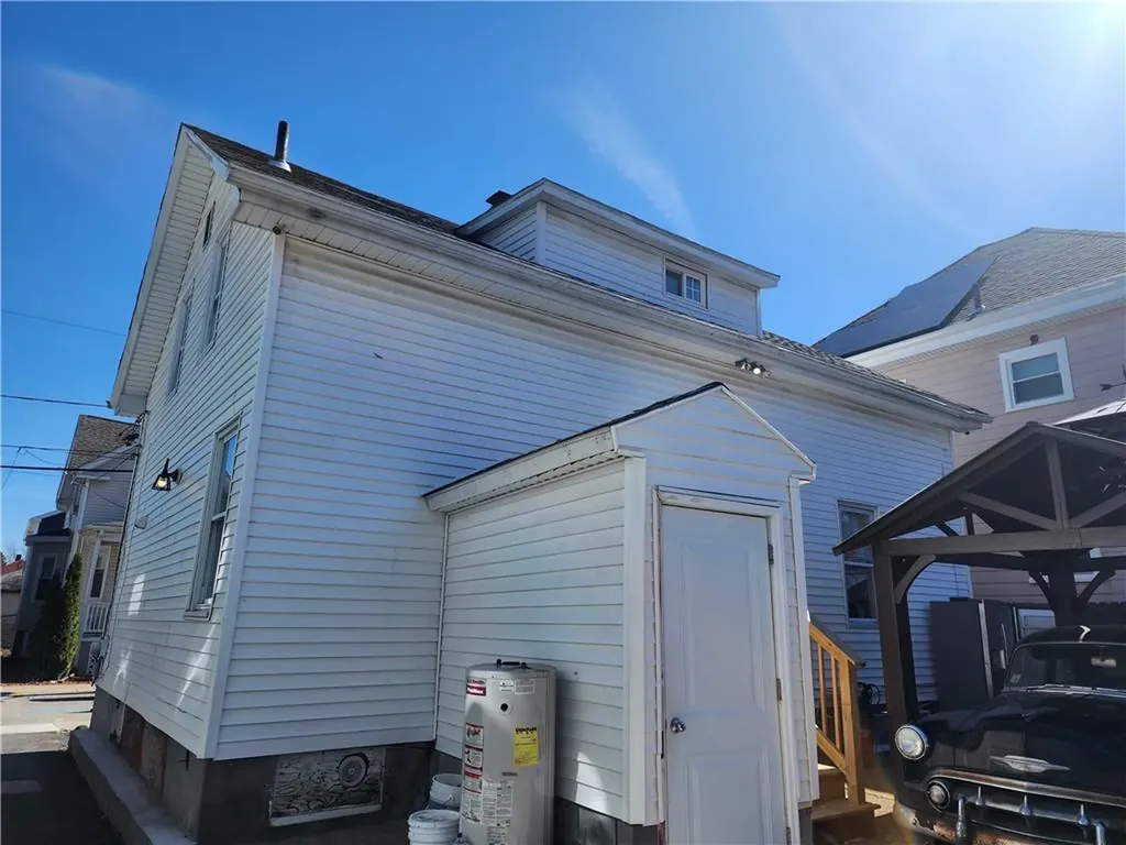 20 Vanderwater Street Providence RI 02908