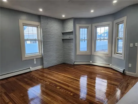 39 Chaplin Street Pawtucket RI 02861
