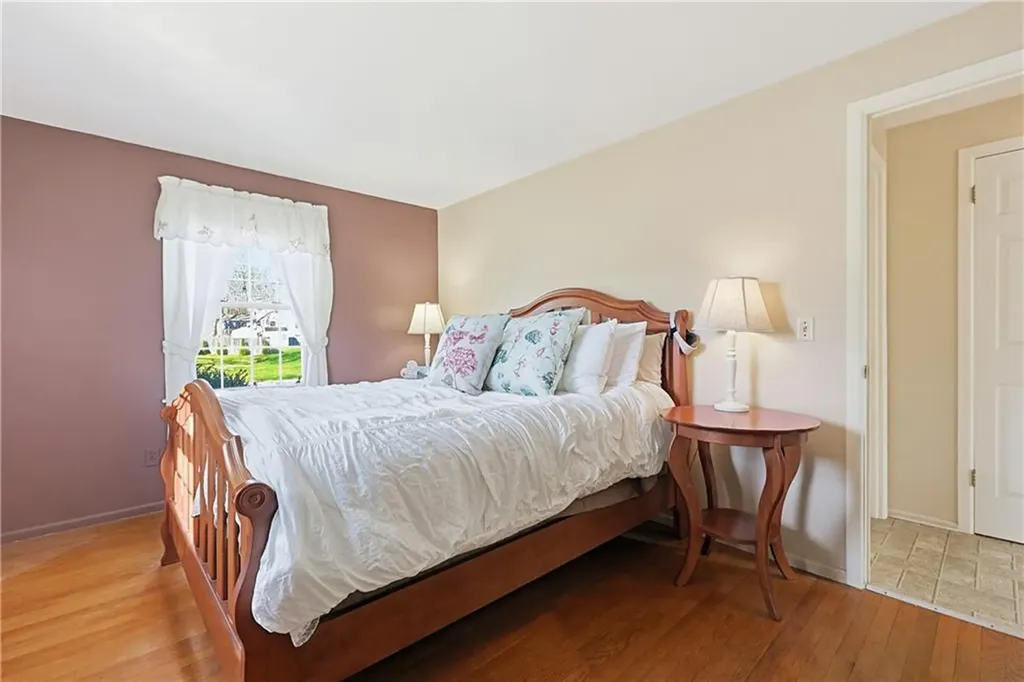 47 Sleepy Hollow Drive Cumberland RI 02864
