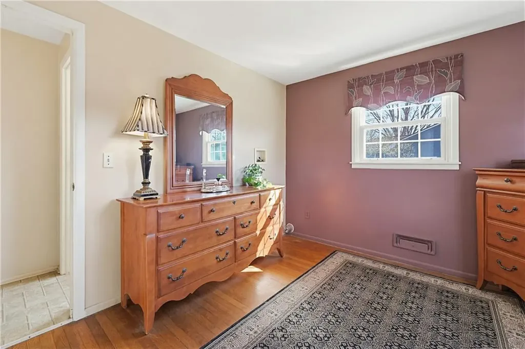 47 Sleepy Hollow Drive Cumberland RI 02864