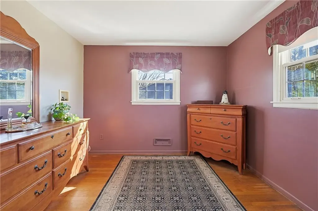 47 Sleepy Hollow Drive Cumberland RI 02864