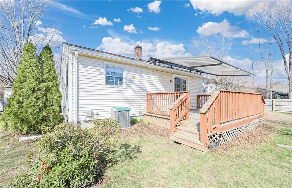 47 Sleepy Hollow Drive Cumberland RI 02864