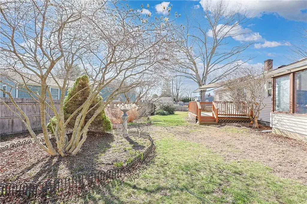 47 Sleepy Hollow Drive Cumberland RI 02864