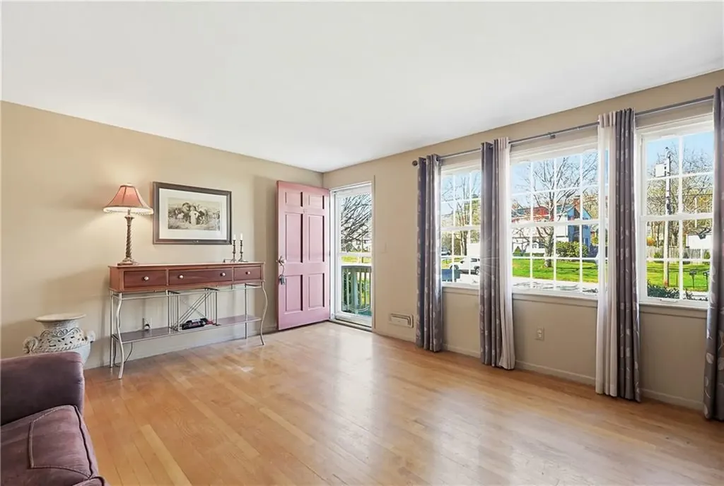 47 Sleepy Hollow Drive Cumberland RI 02864