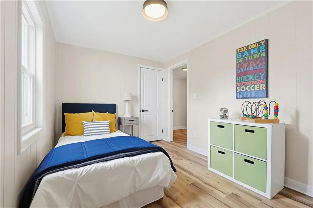 12 Union Street Warren RI 02885