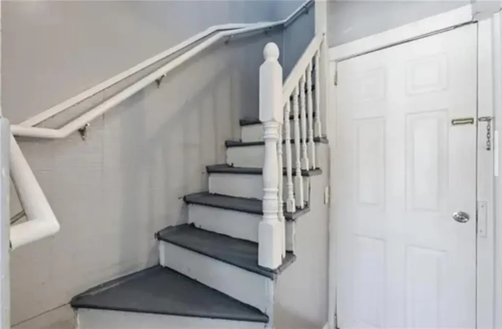 34 Savings Street Providence RI 02907