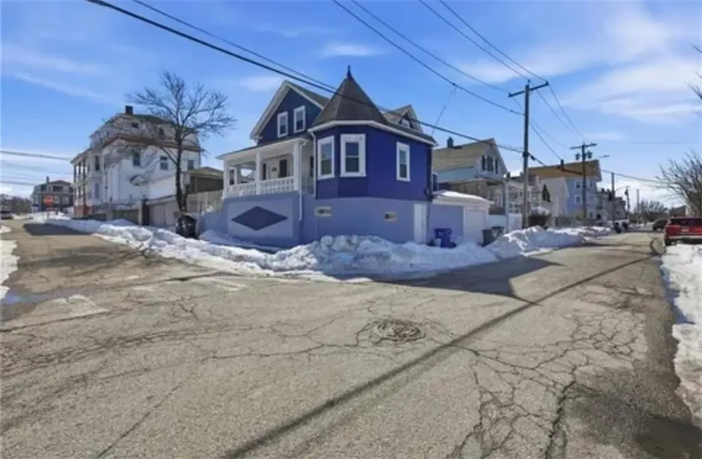 34 Savings Street Providence RI 02907