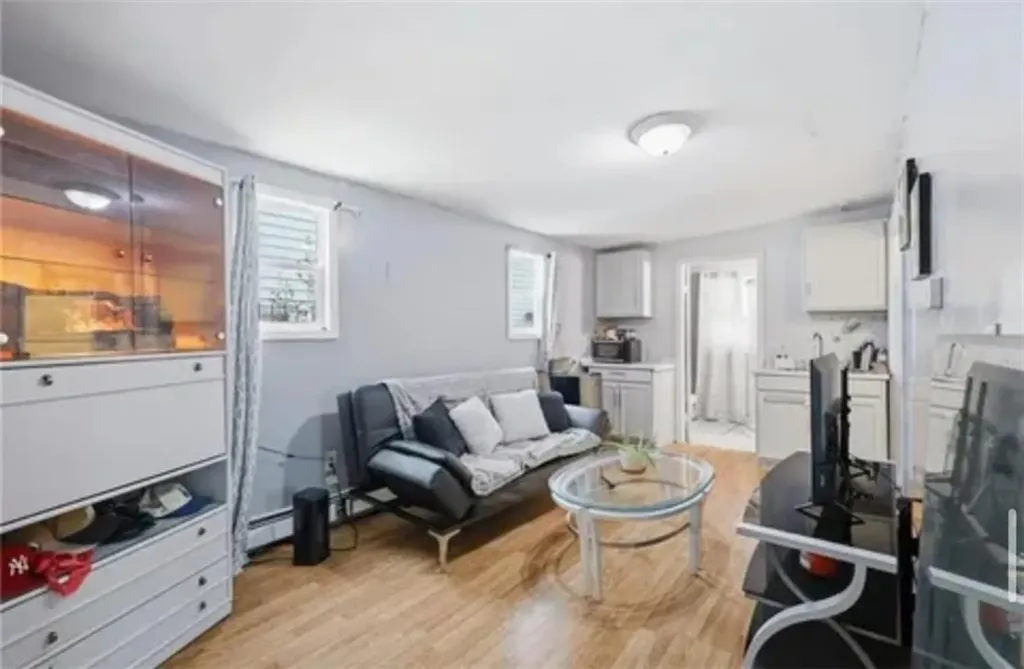 34 Savings Street Providence RI 02907