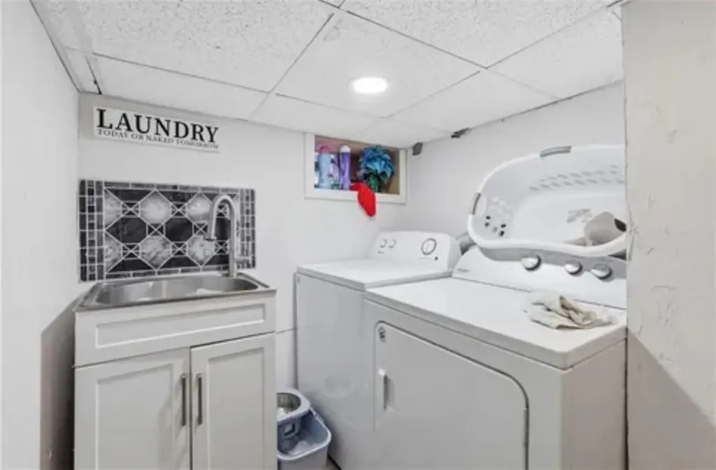 34 Savings Street Providence RI 02907