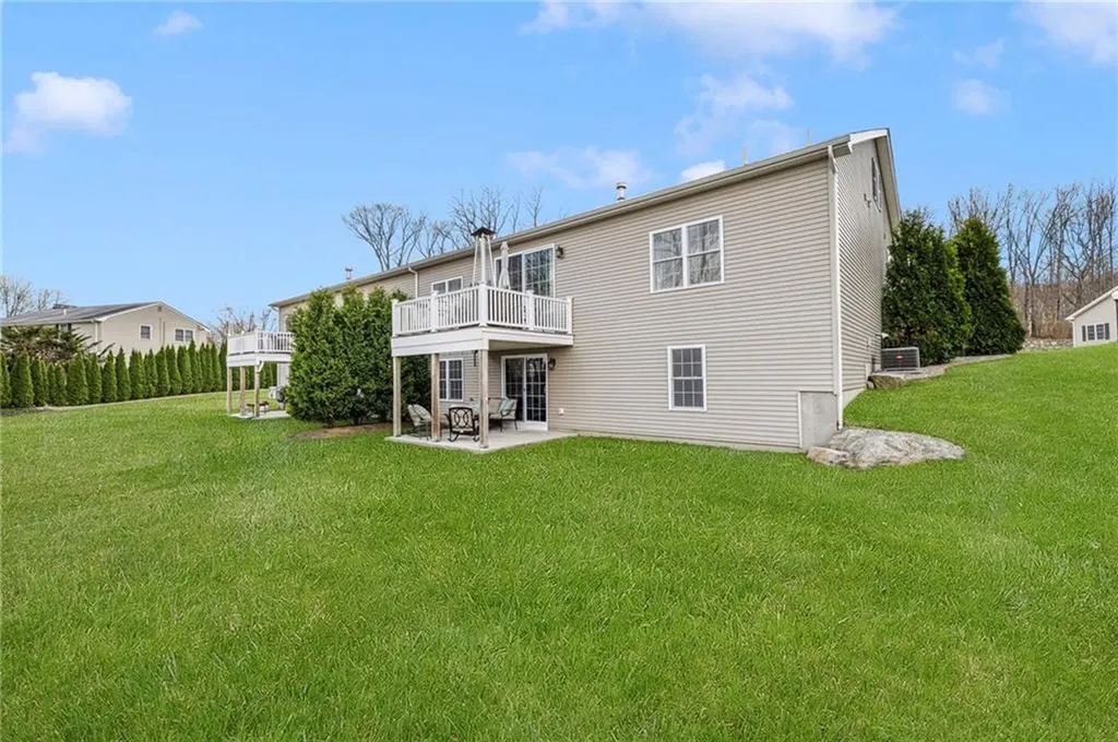 3 Garden Vista Drive Cranston RI 02920