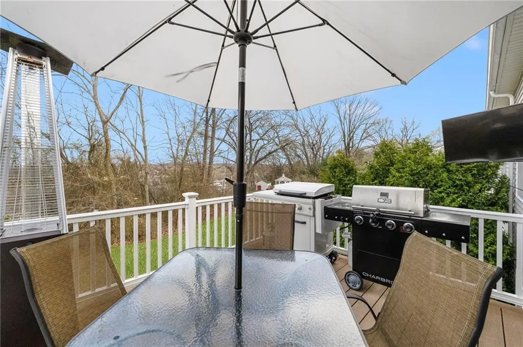 3 Garden Vista Drive Cranston RI 02920