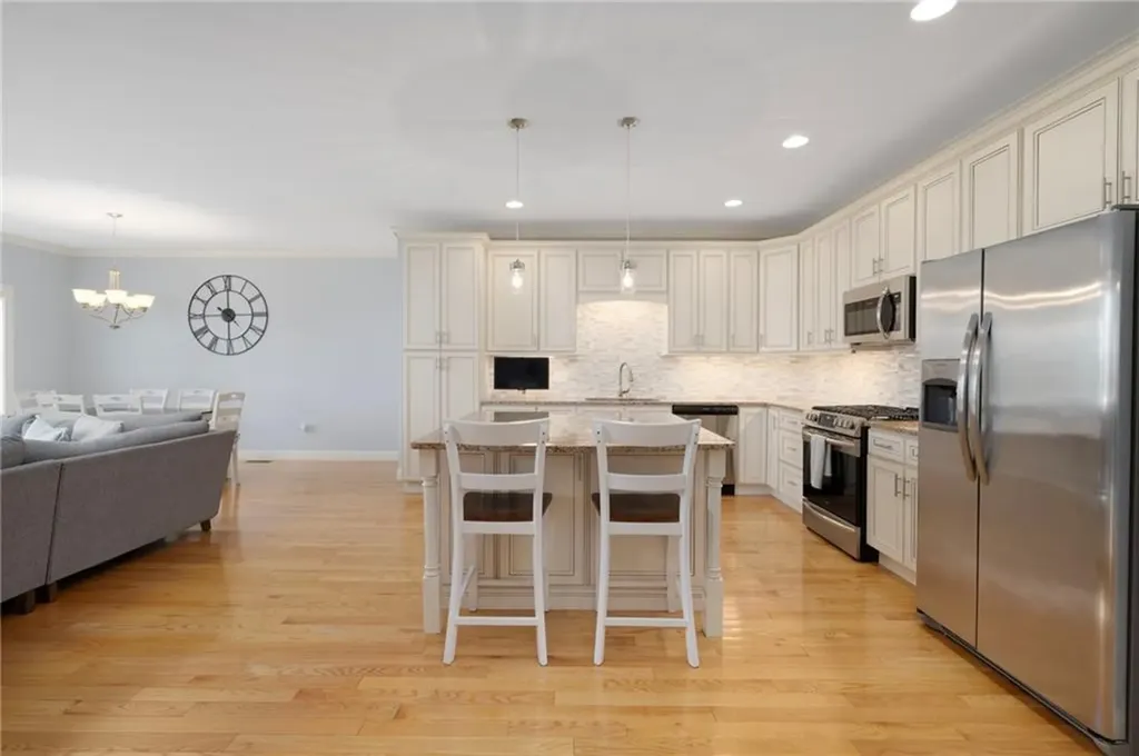 3 Garden Vista Drive Cranston RI 02920