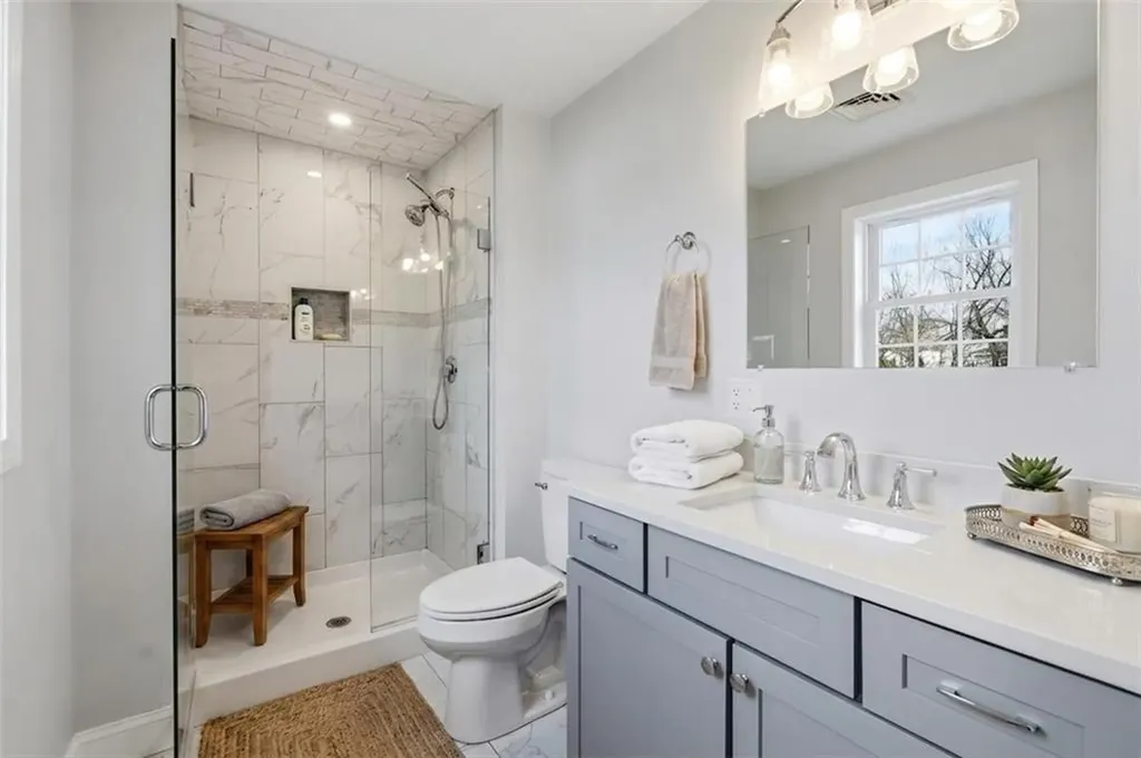 29 Calumet Avenue Johnston RI 02919