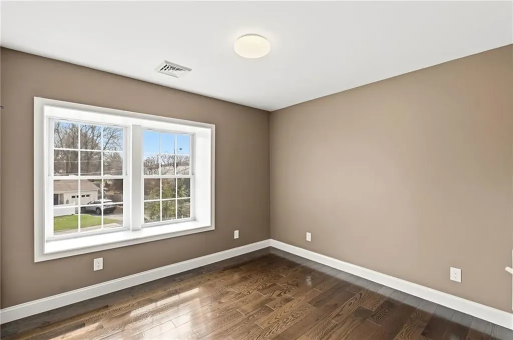 29 Calumet Avenue Johnston RI 02919