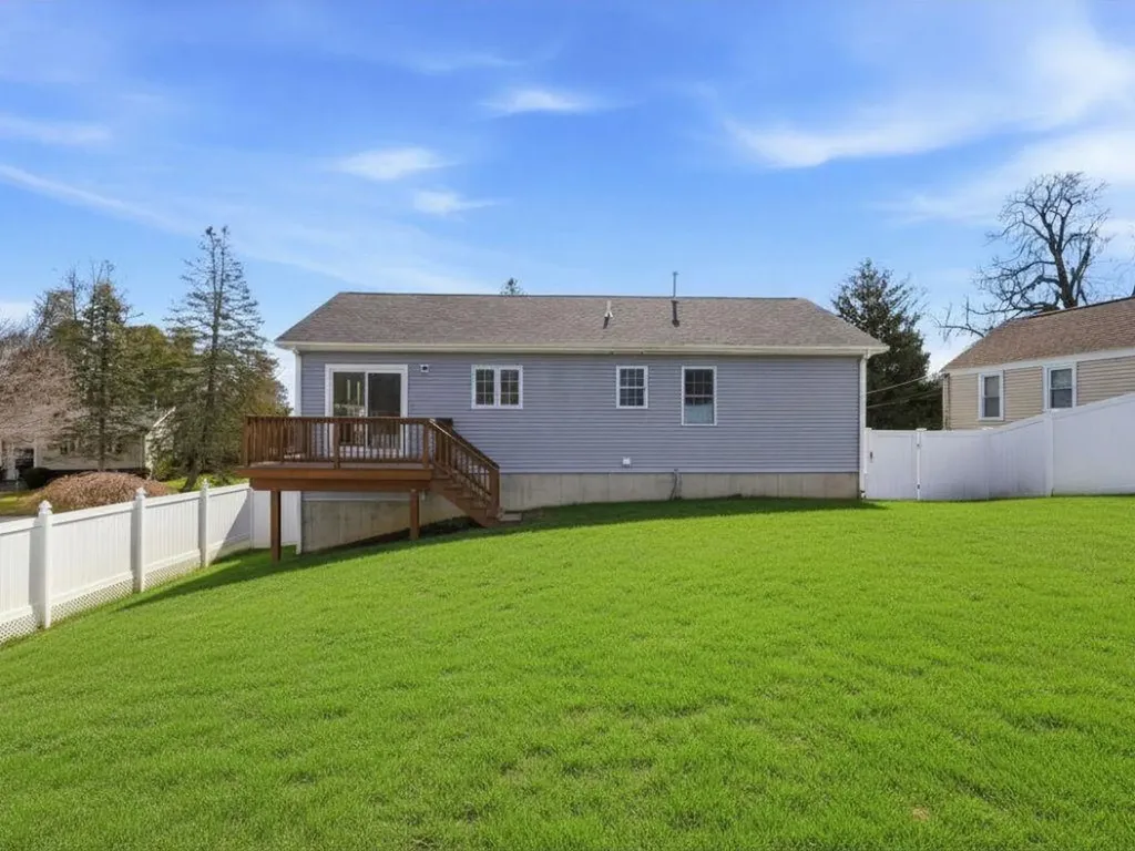 29 Calumet Avenue Johnston RI 02919