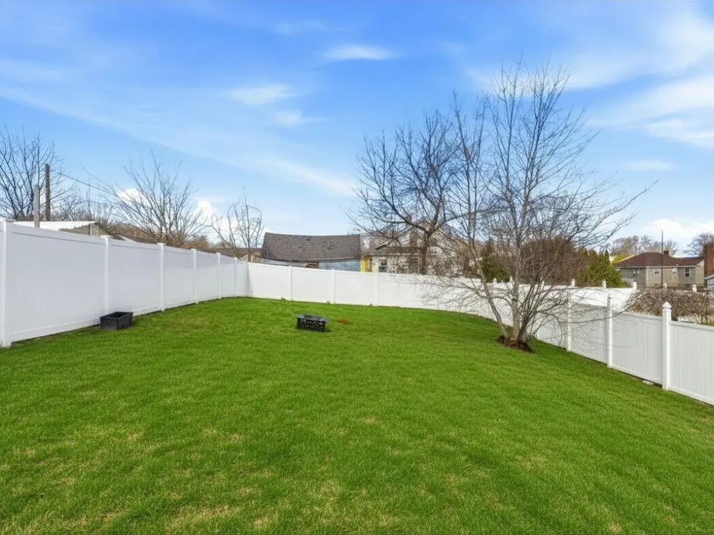 29 Calumet Avenue Johnston RI 02919